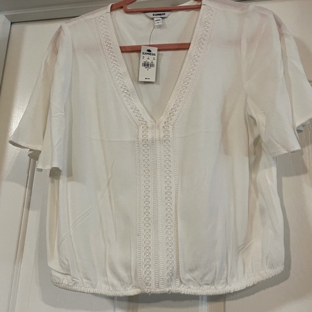 Express Lace Trim Flutter Sleeve Top